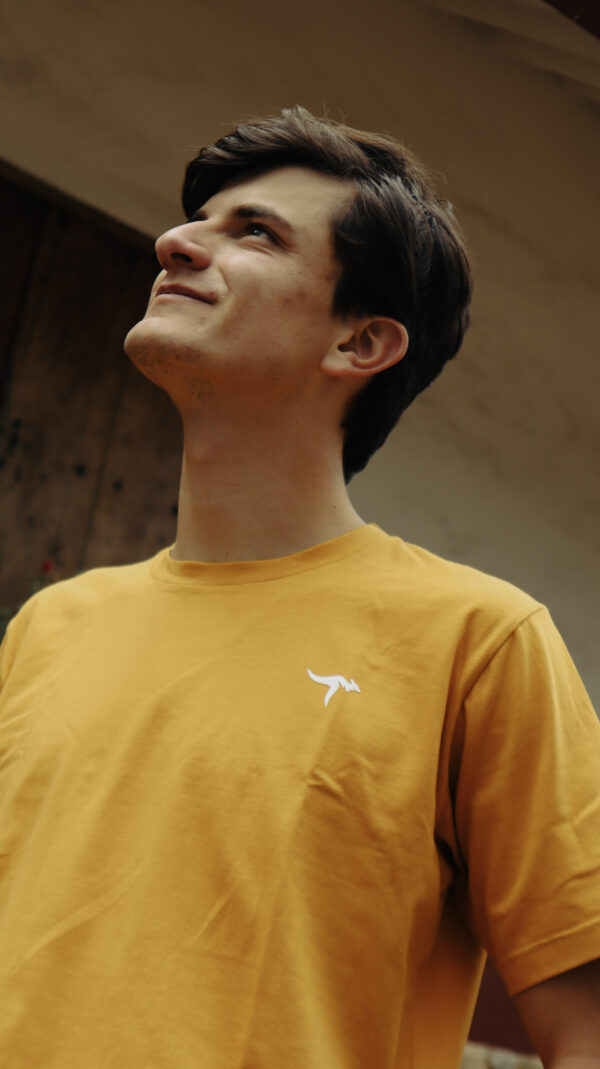 Camiseta Esencial - Imagen 3